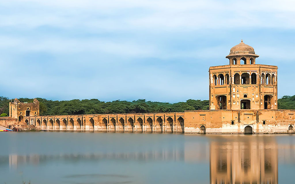 Hiran Minar